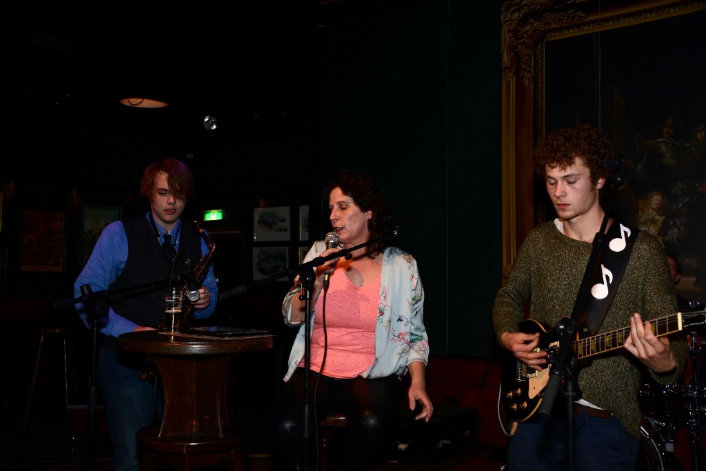 ../Images/Jamsessie November 2014 077.jpg
